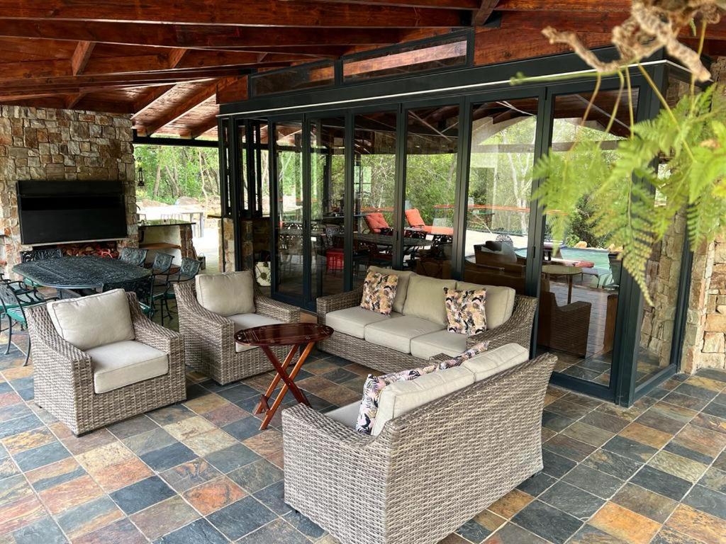 Heysbrook Estate - Luxurious Lodges In A Private Valley Waterval-Onder Εξωτερικό φωτογραφία